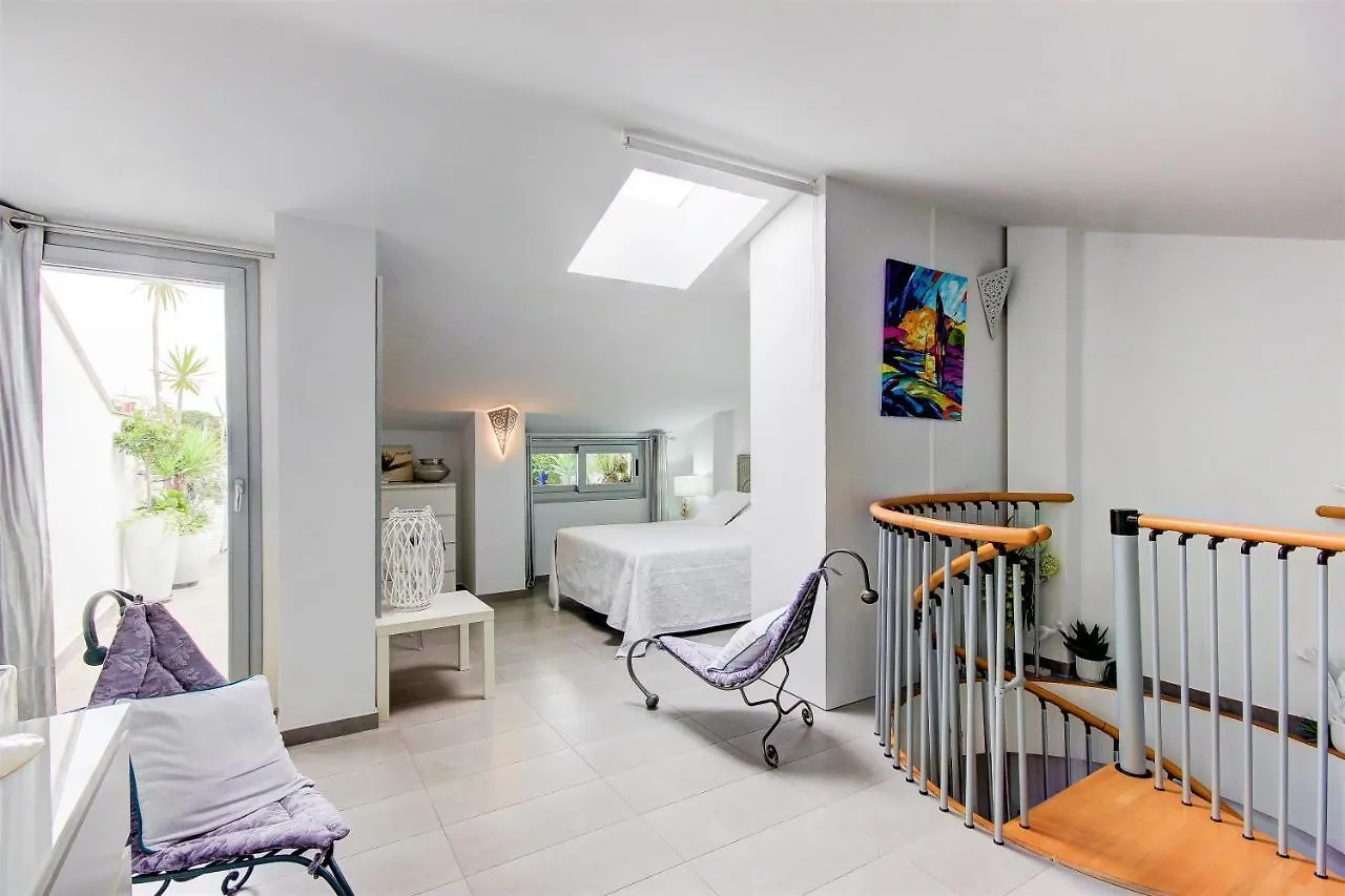 Eugeni D'Ors Roses - Immo Barneda Apartman