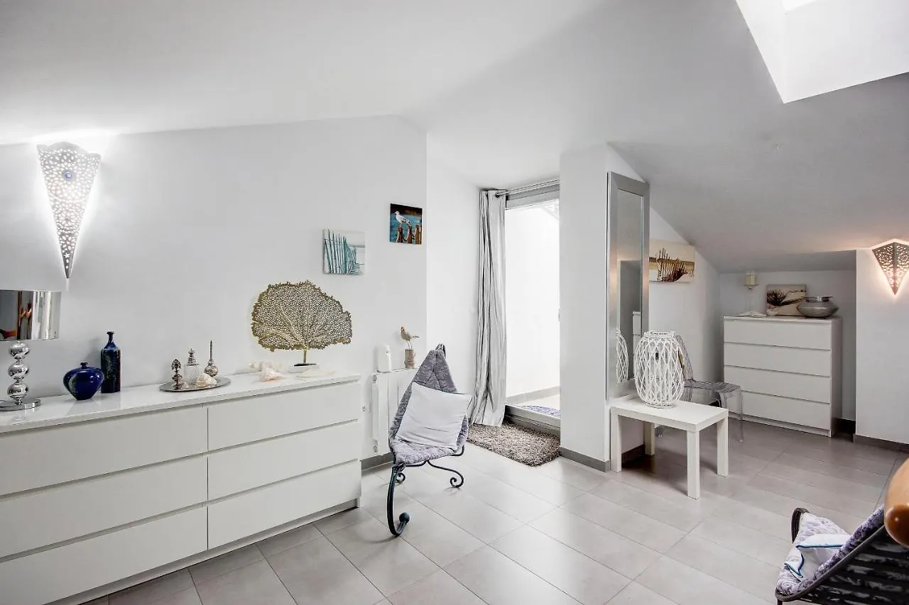 Eugeni D'Ors Roses - Immo Barneda Apartman